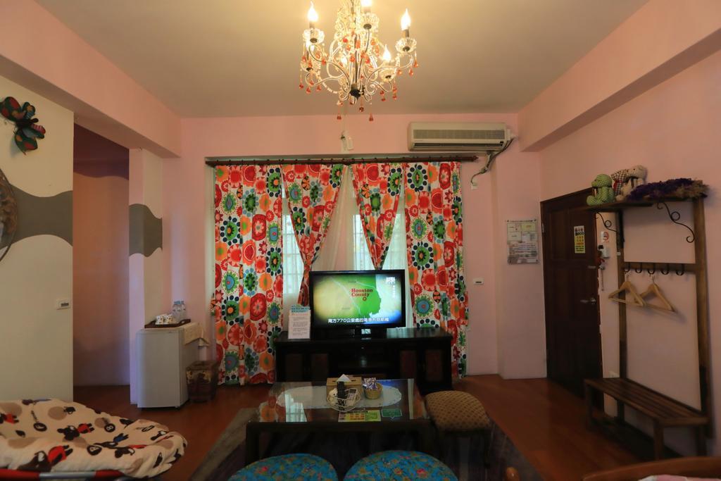 Bearbear Homestay Hualien City Exterior photo
